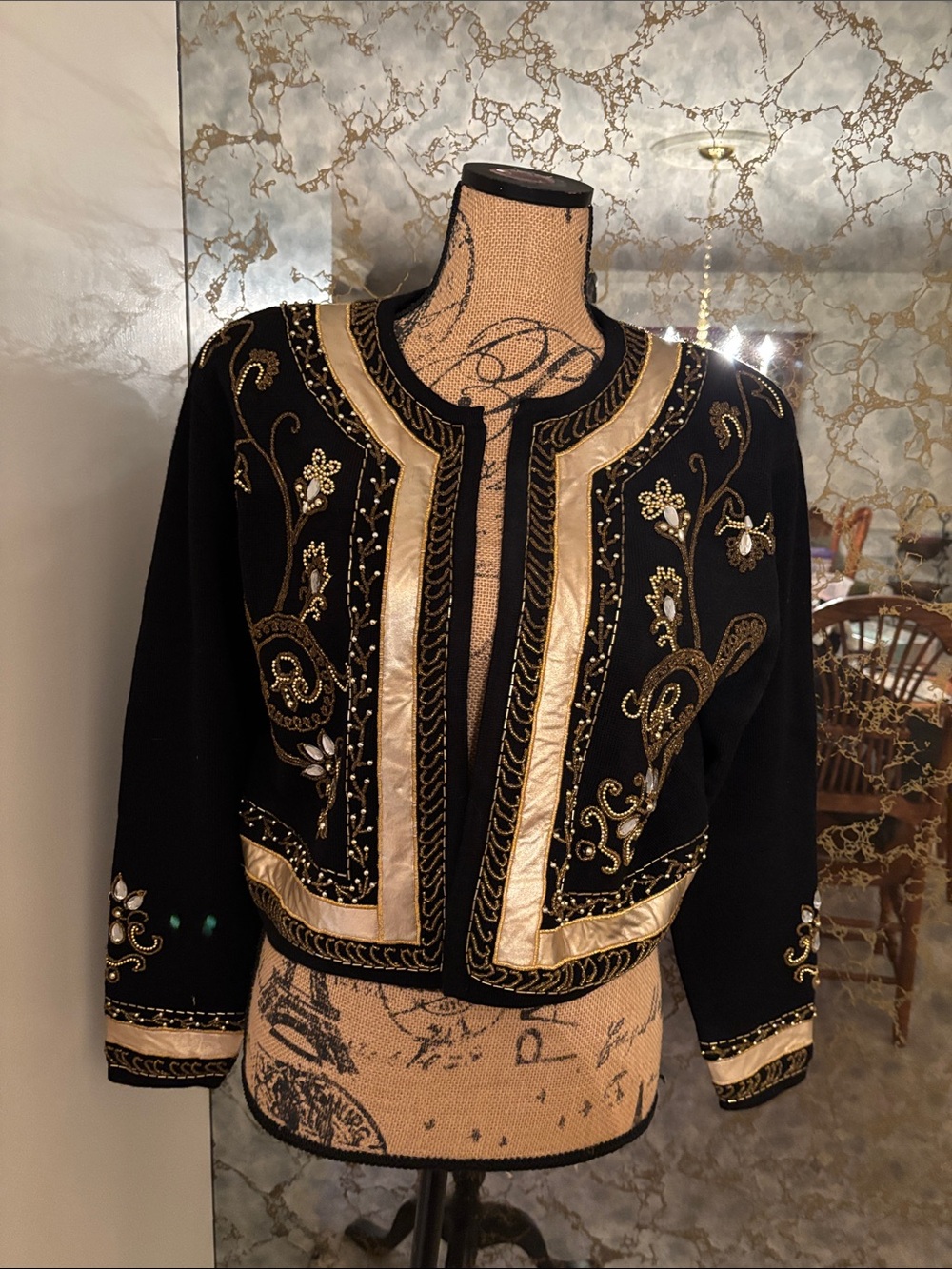 Cache v intage Caché cropped sweater jacket or open-front bolero